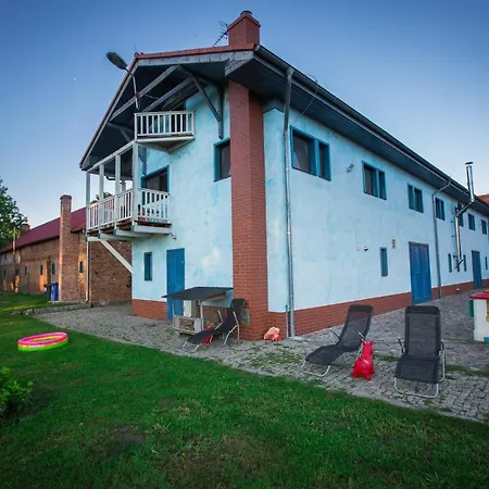 Κατάλυμα σε φάρμα Gutshof Dragefeld Krzyż